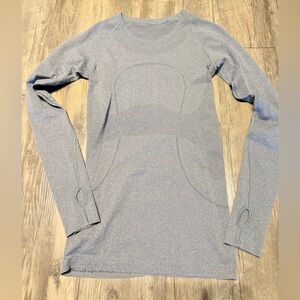 Lululemon Athletica Heathered Gray swiftly